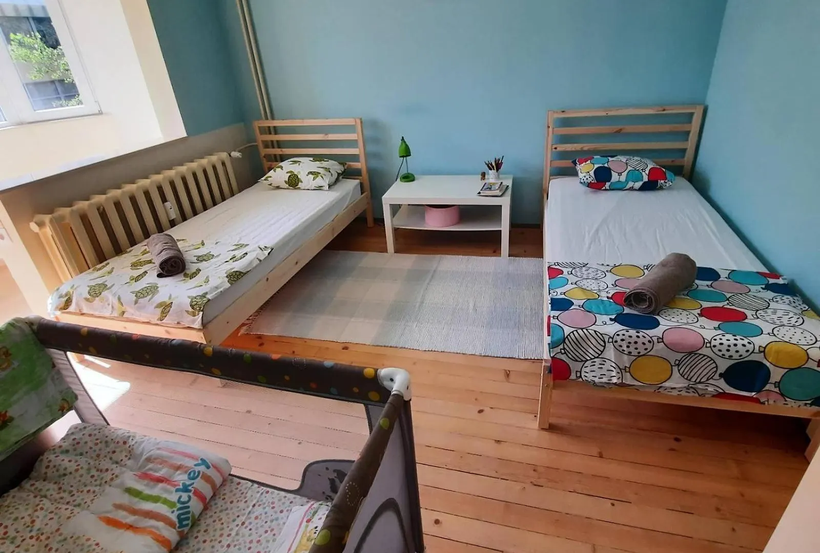 Spacious 3 Bedroom Apartment, Close To Metro Station Sofia Apartment